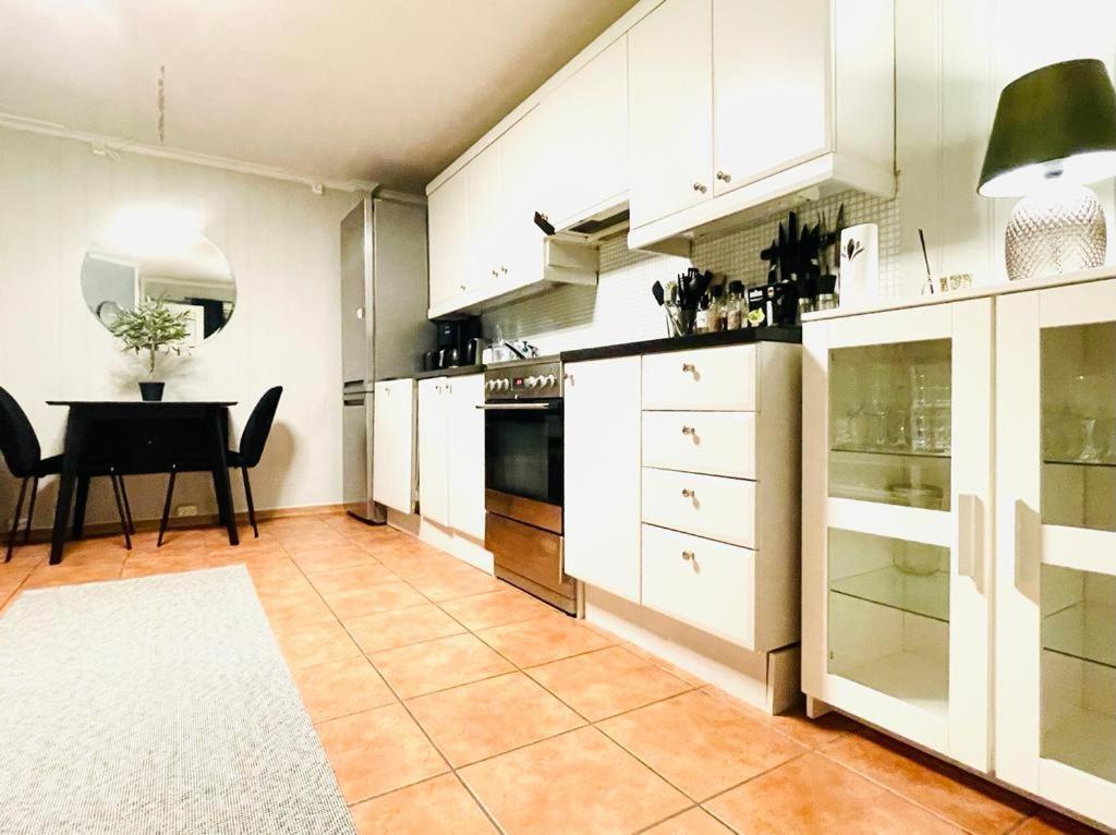 Venus Super Central Apartment ! Trondheim Luaran gambar